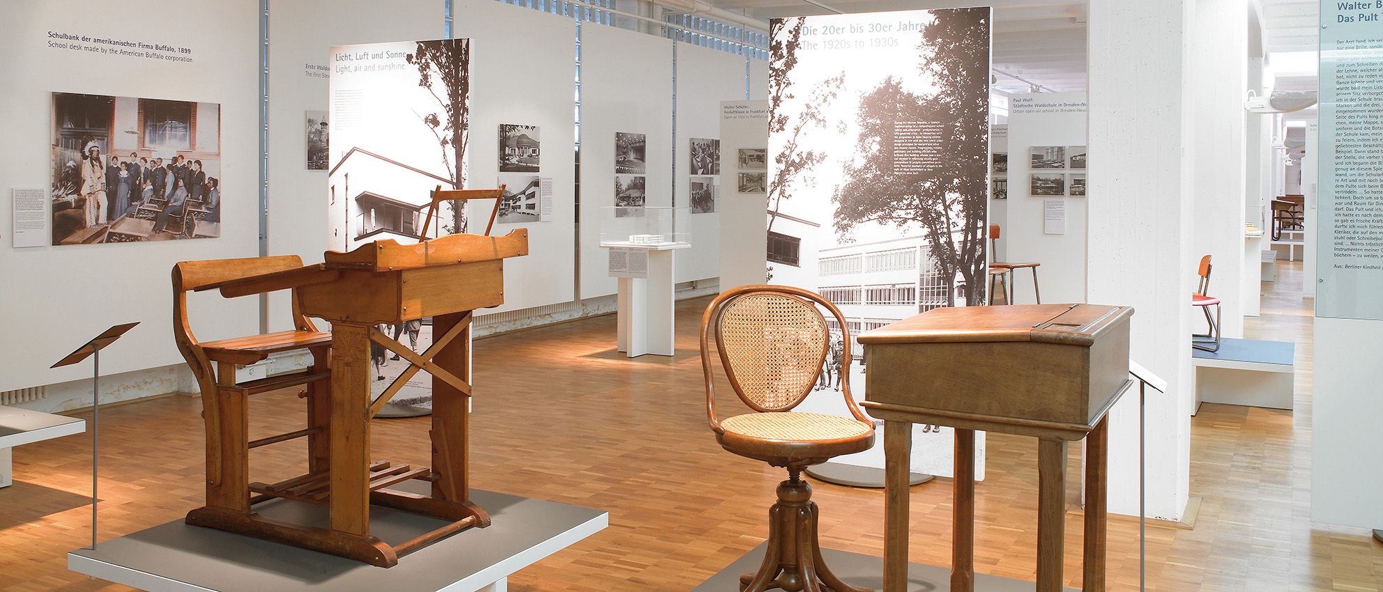 School furniture from the 1920s and 1930s in the VS School Museum in Tauberbischofsheim