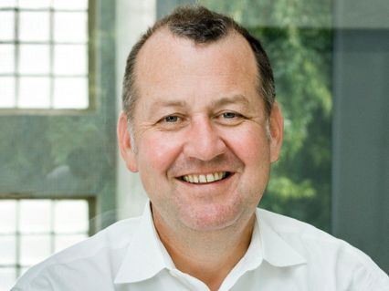 Portrait des Architekten Stefan Behnisch