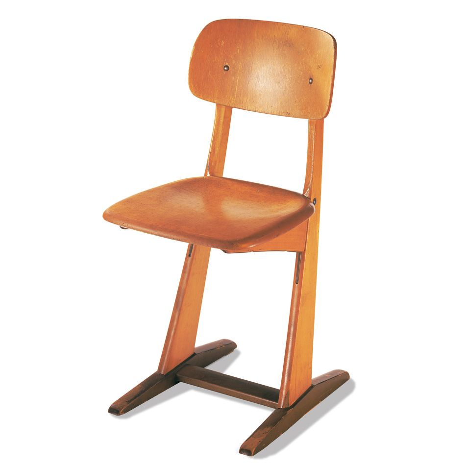 Illustration of the VS skid chair first produced in the 1950s.