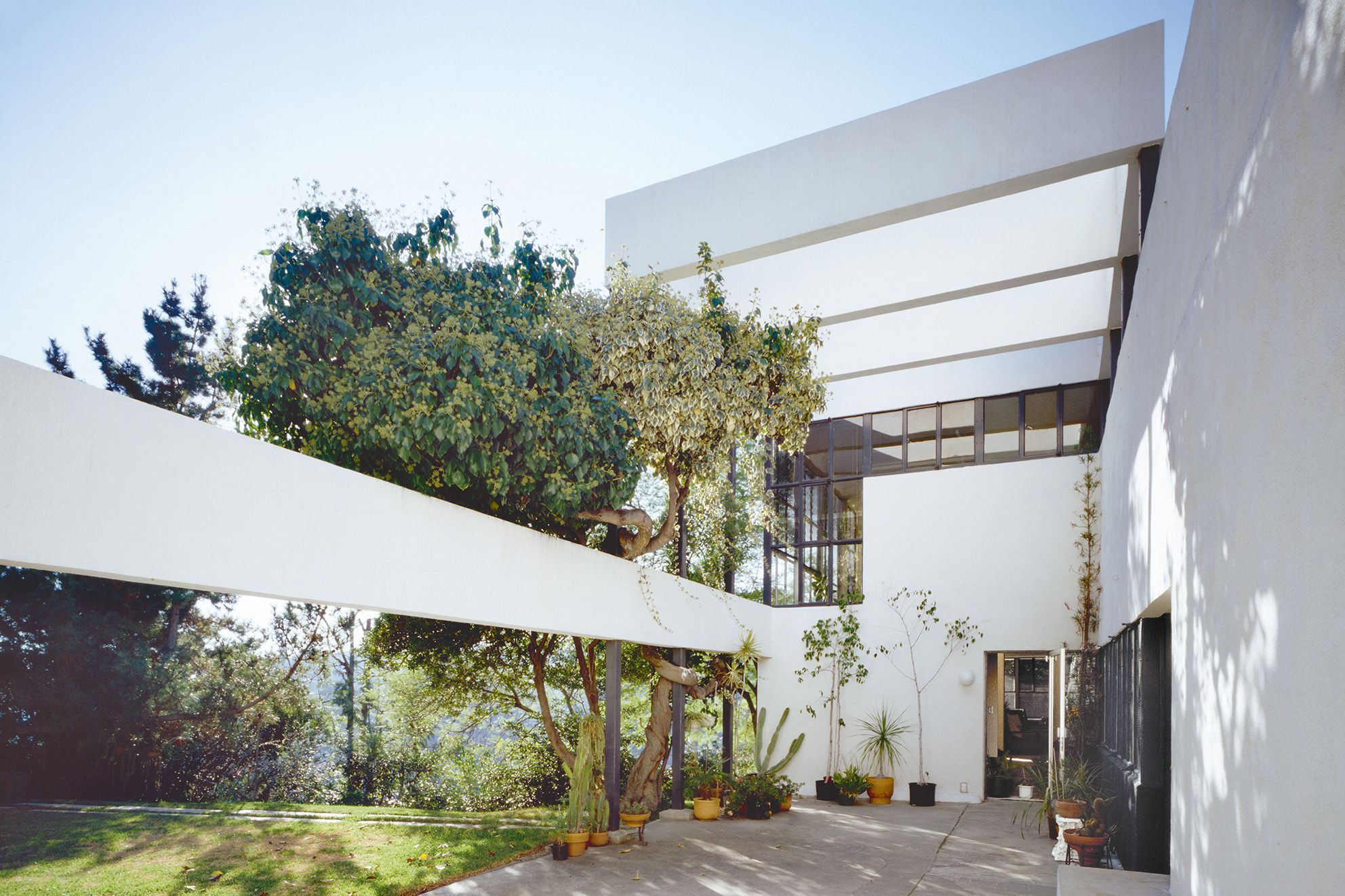 Das Lovell Health House in Los Angeles, entworfen von Neutra 1929.