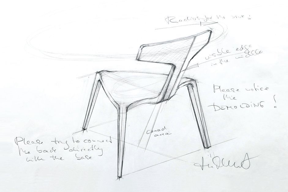 Eine frühe Skizze für den mehrfach ausgezeichneten, nachhaltigen Stuhl Stakki, entworfen von Designer Martin Ballendat