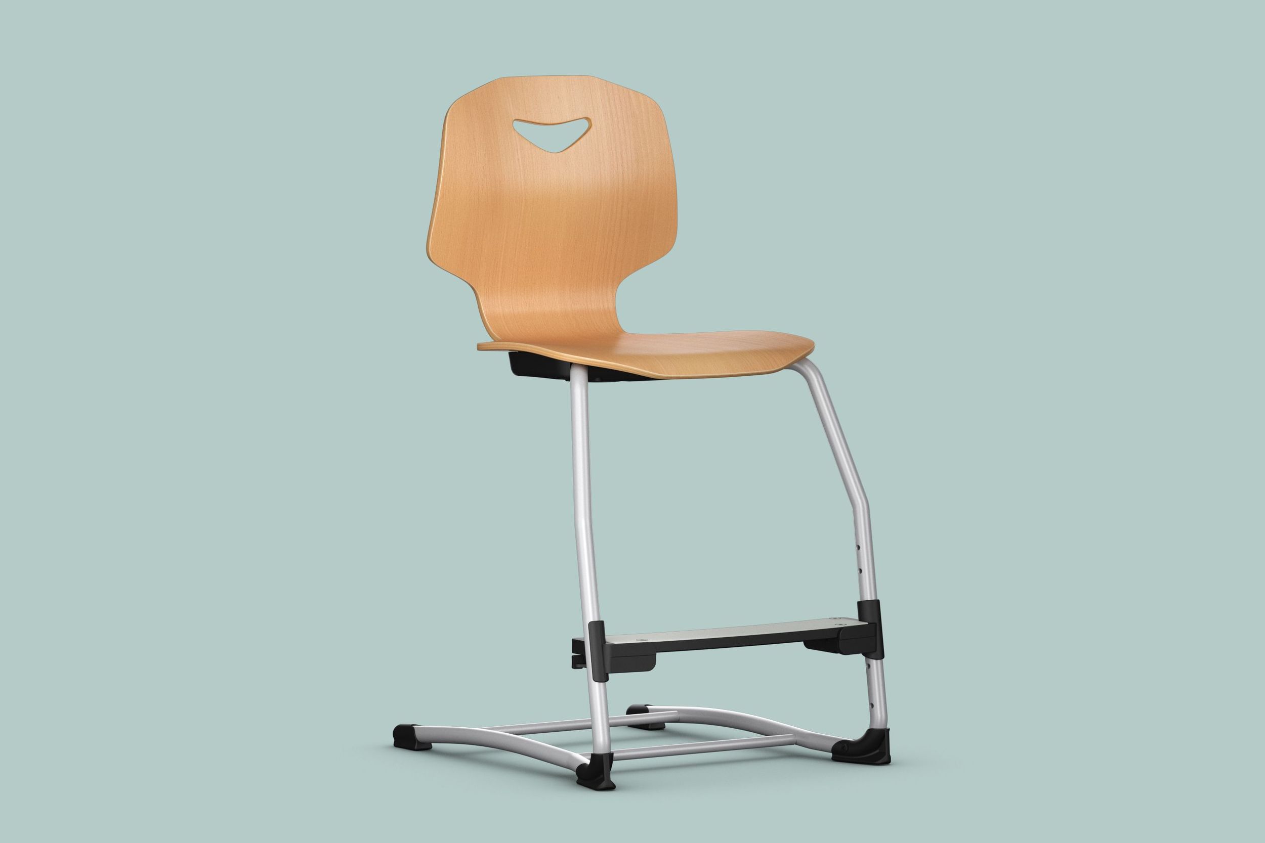 The JUMPER Ply Level students' chair by VS is suitable for all age groups thanks to its adjustable footrest.